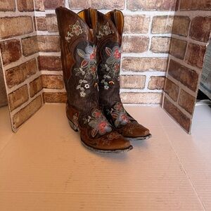 Old Gringo Bonnie Floral Embroidered